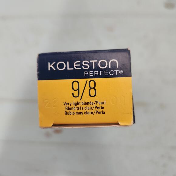 Wella Koleston Perfect 9/8 Very Light Blonde/Pearl Permanent Creme HairColor 2oz - Picture 2 of 5